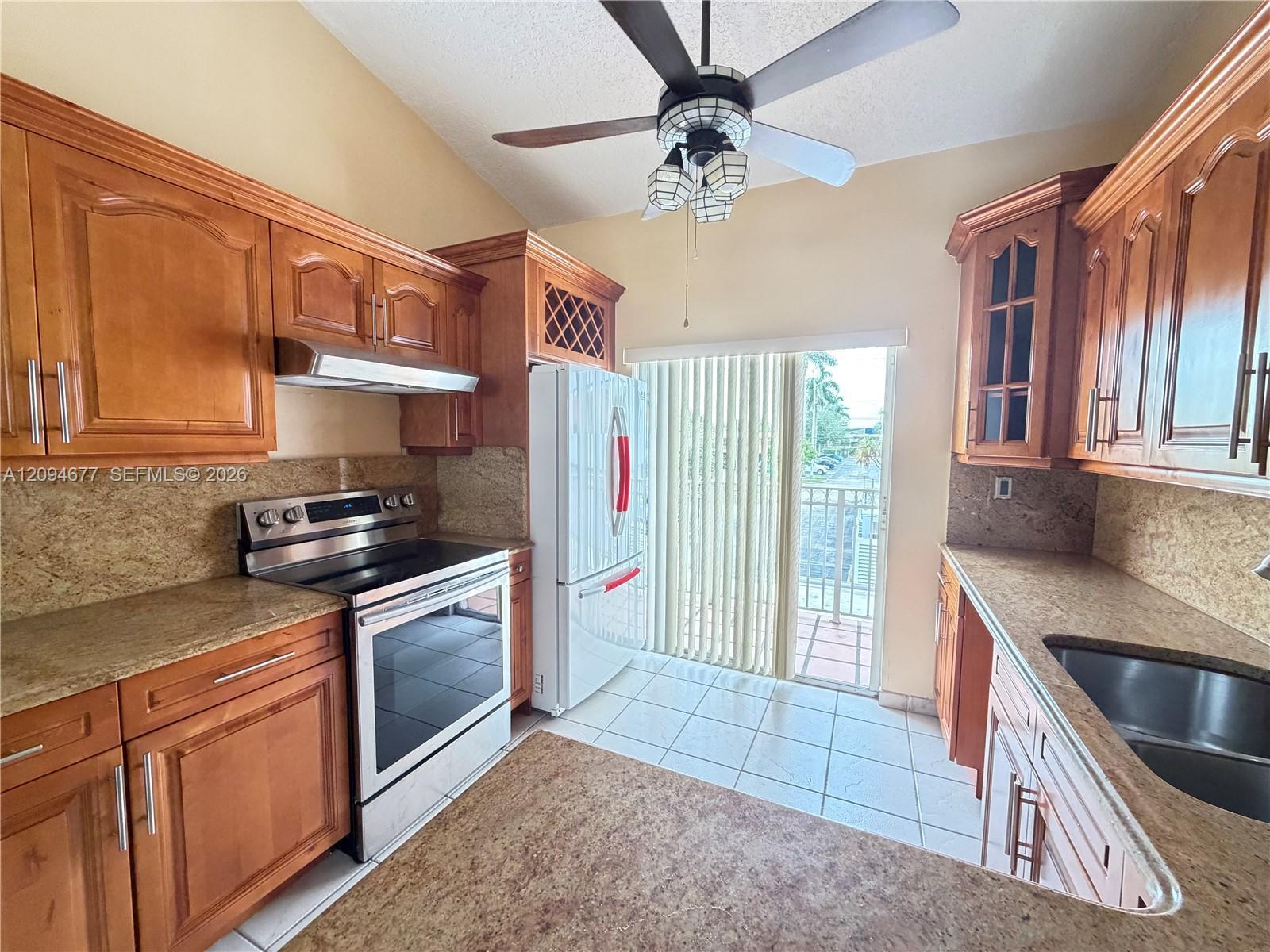 7540 W 20th Ave # 201, Hialeah FL 33016 photo 3