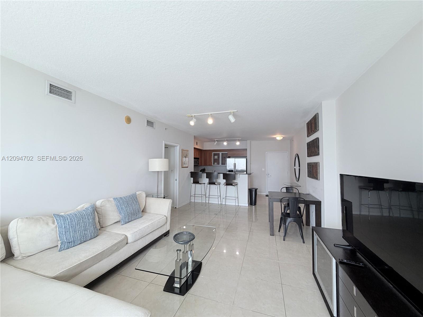 325 S Biscayne Blvd # 3015, Miami FL 33131 photo 5