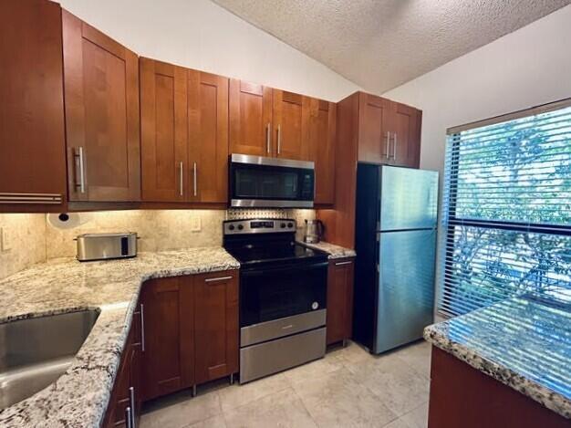 3054 S OAKLAND FOREST Drive # 2206, Oakland Park FL 33309 photo 3