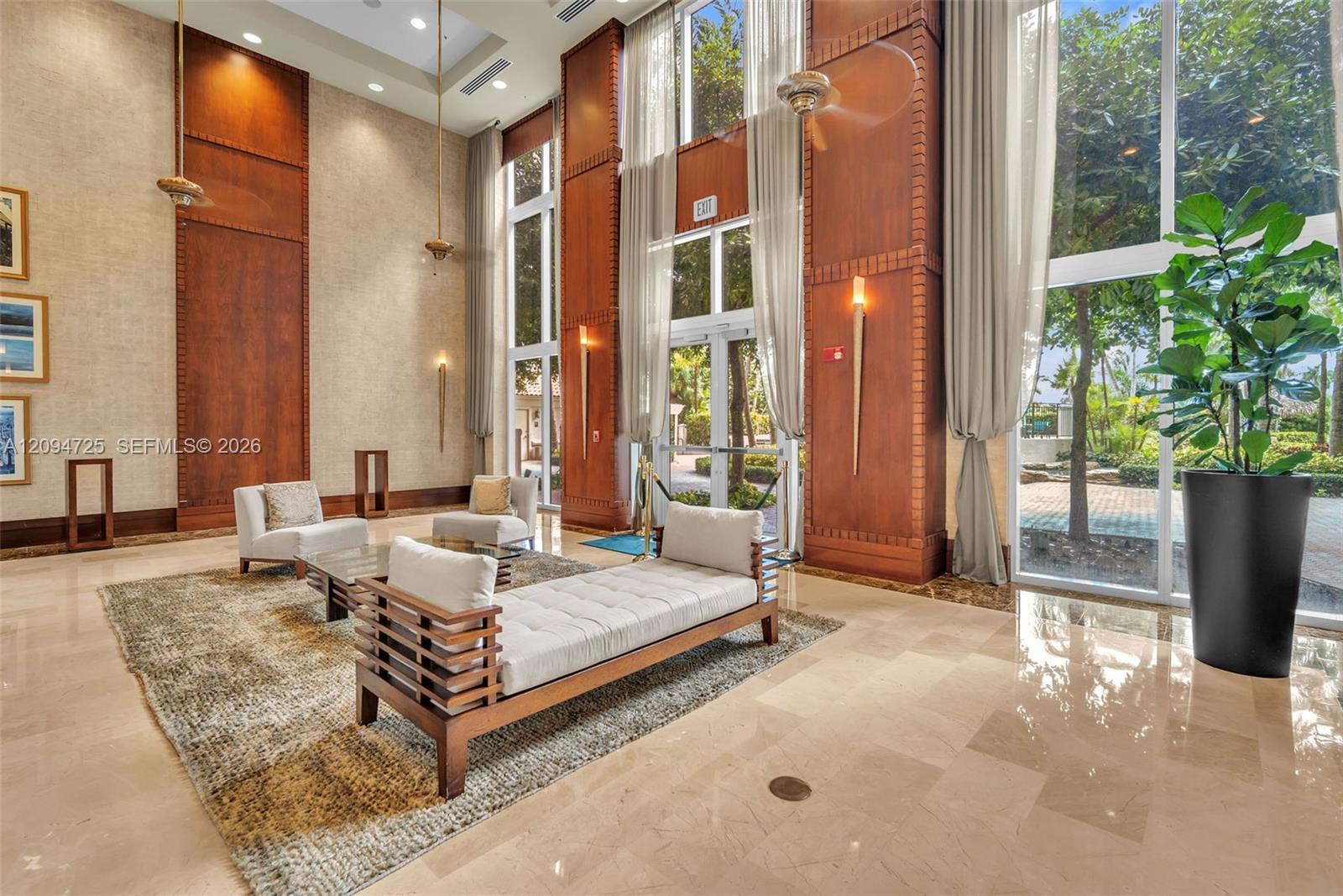 19501 W Country Club Dr # 506, Aventura FL 33180 photo 4
