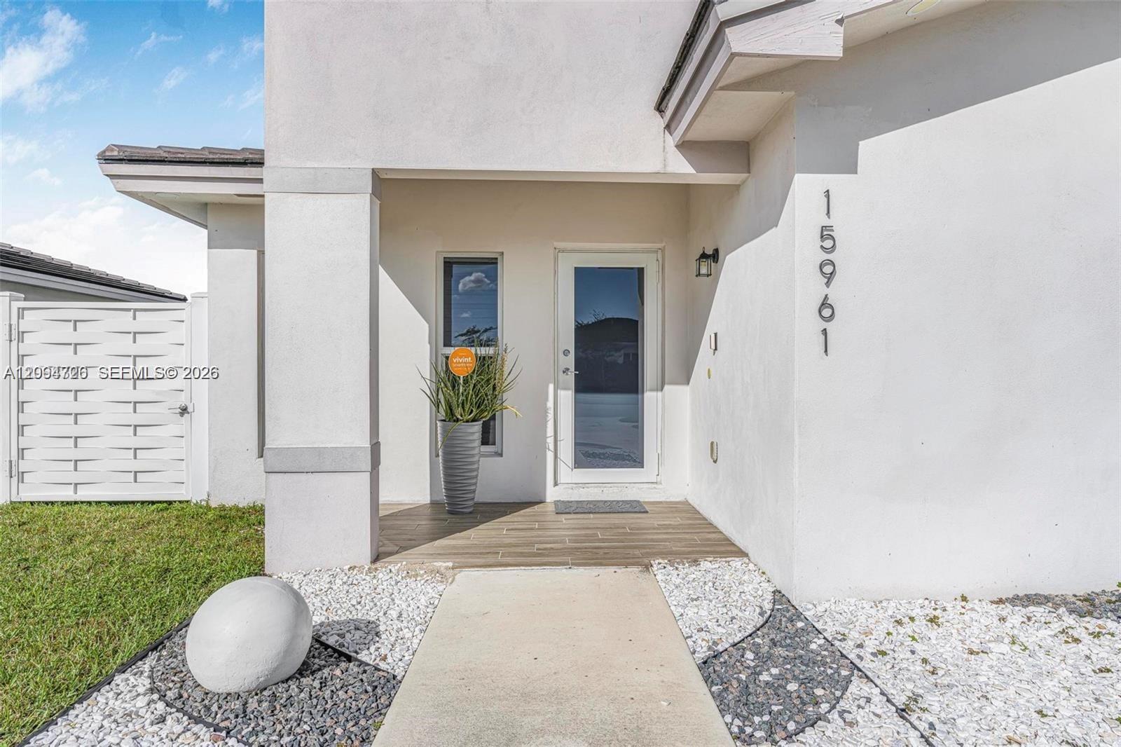 15961 SW 307th Ter, Homestead FL 33033 photo 3