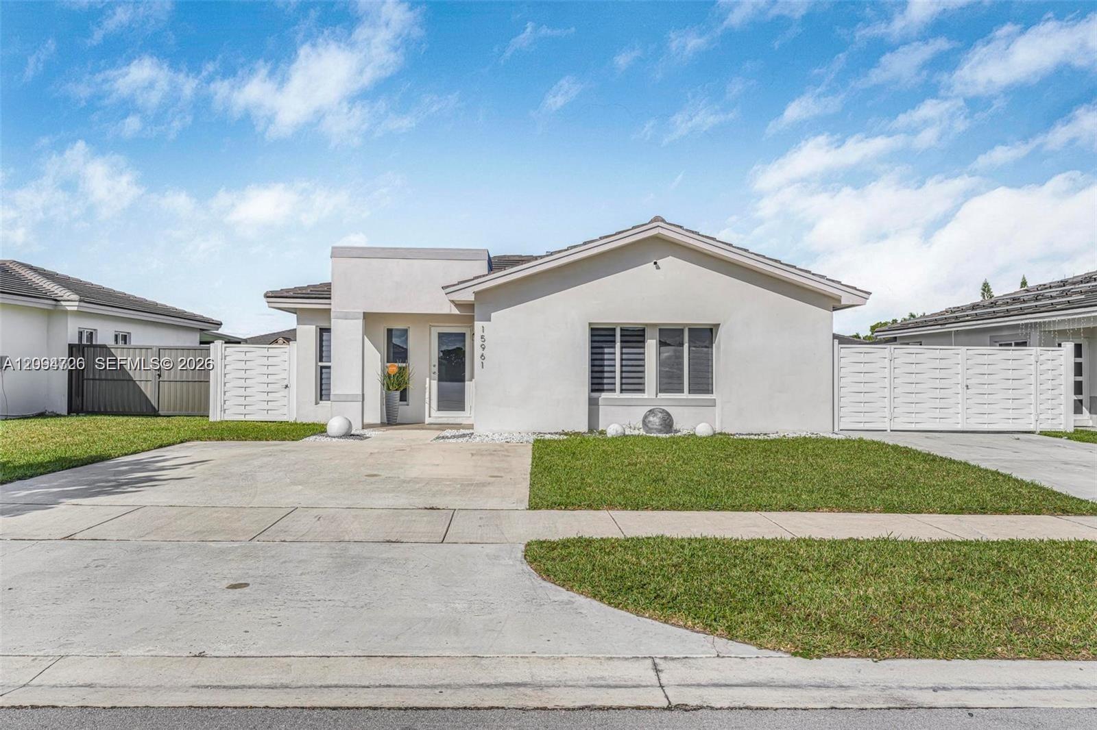 15961 SW 307th Ter, Homestead FL 33033