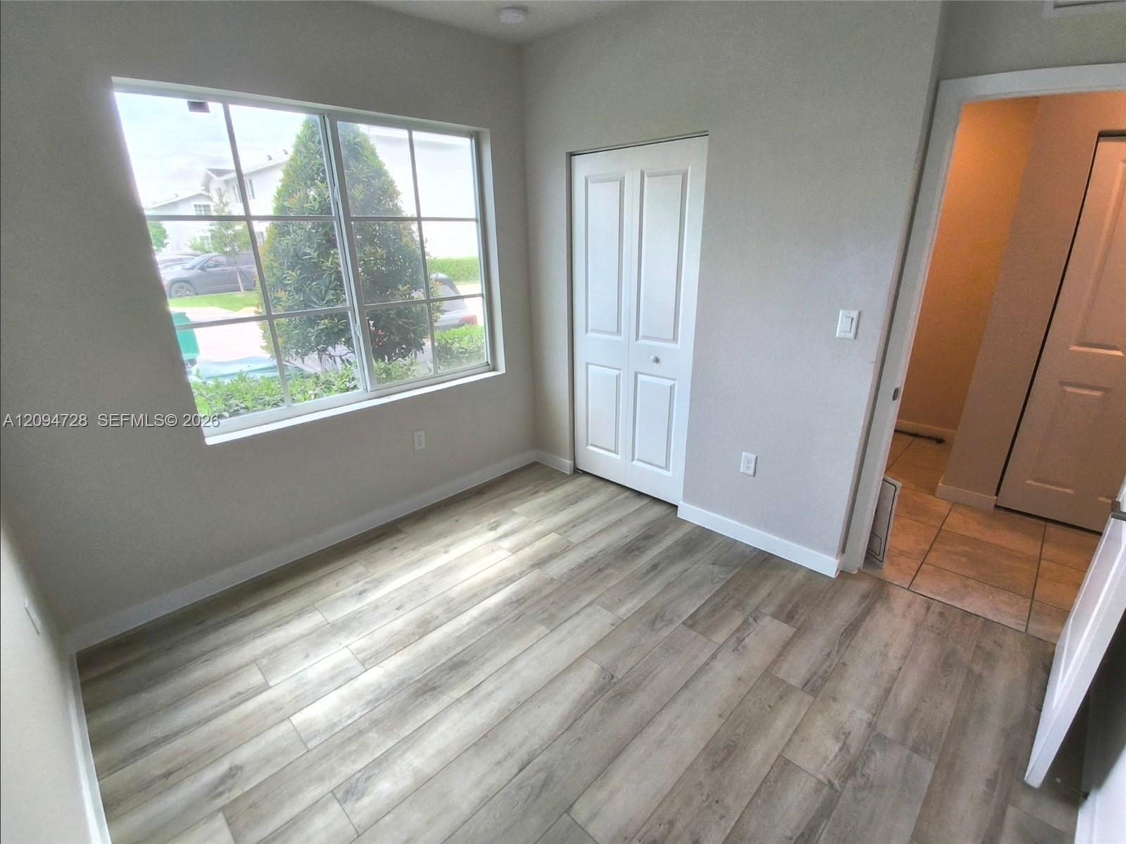 1085 NW 4th Ter, Florida City FL 33034 photo 4