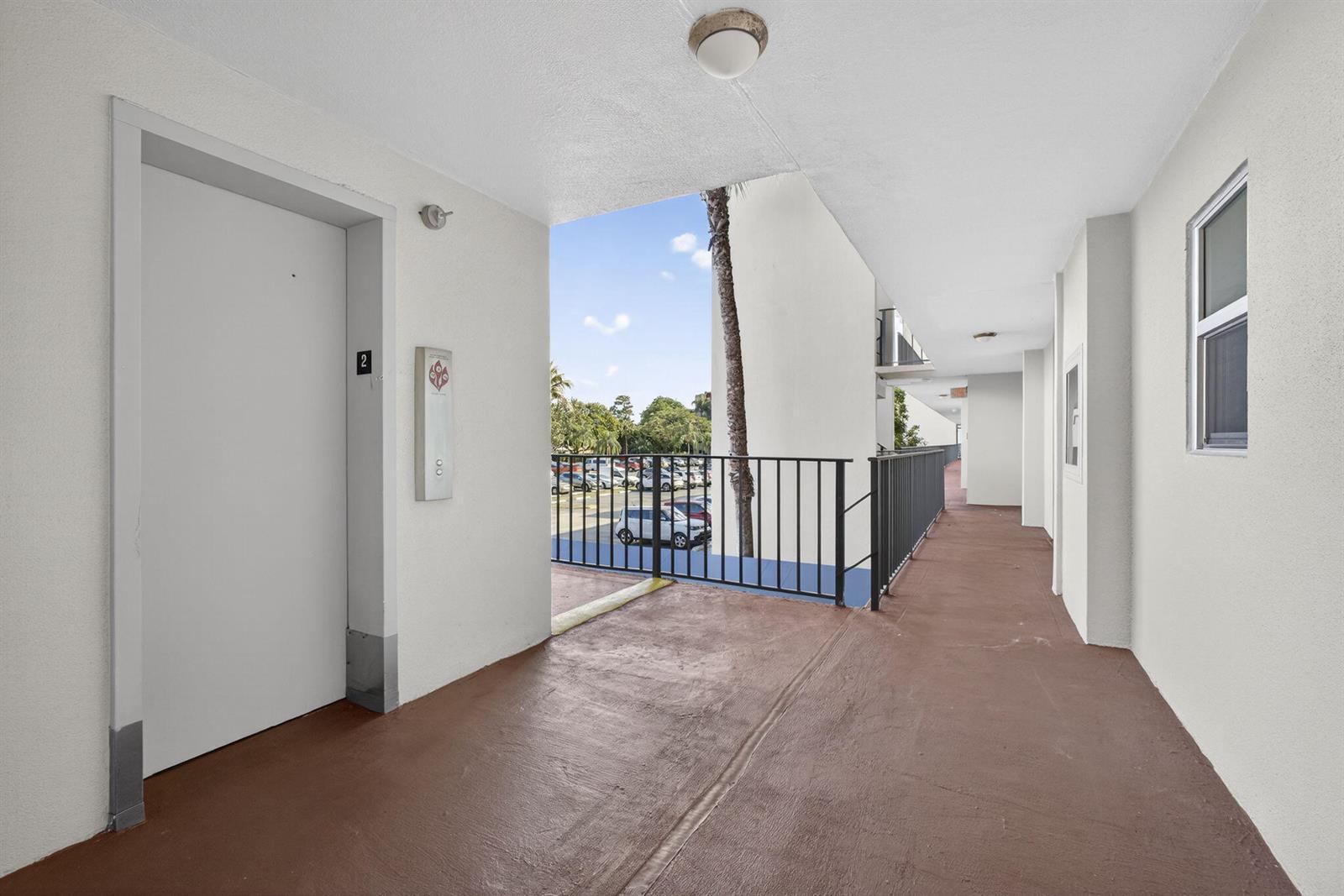 3590 Via Poinciana # 202, Lake Worth FL 33467 photo 5