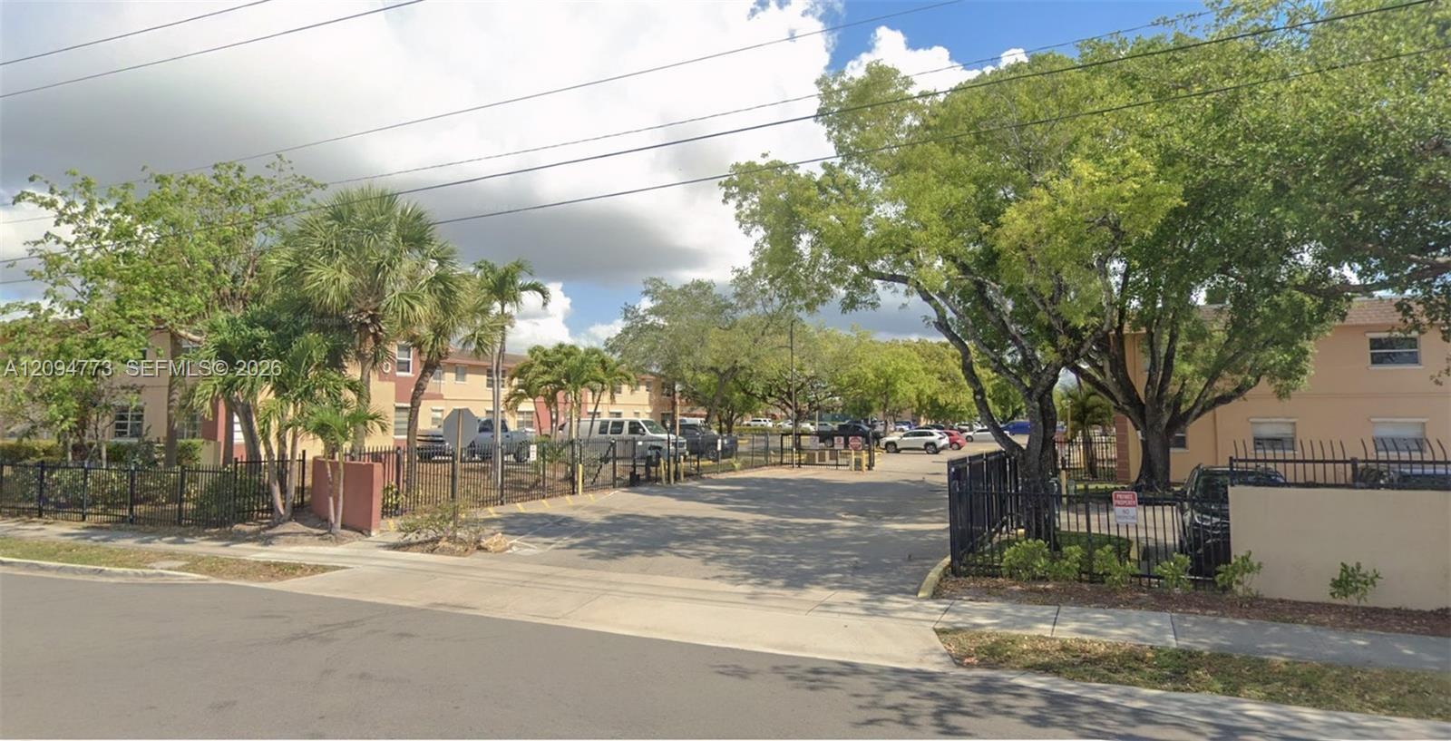 101 NE 41st St # C48, Oakland Park FL 33334 photo 2