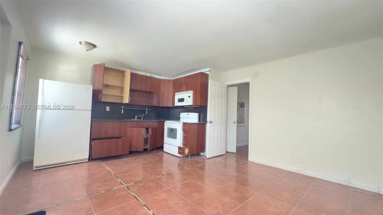 101 NE 41st St # C48, Oakland Park FL 33334