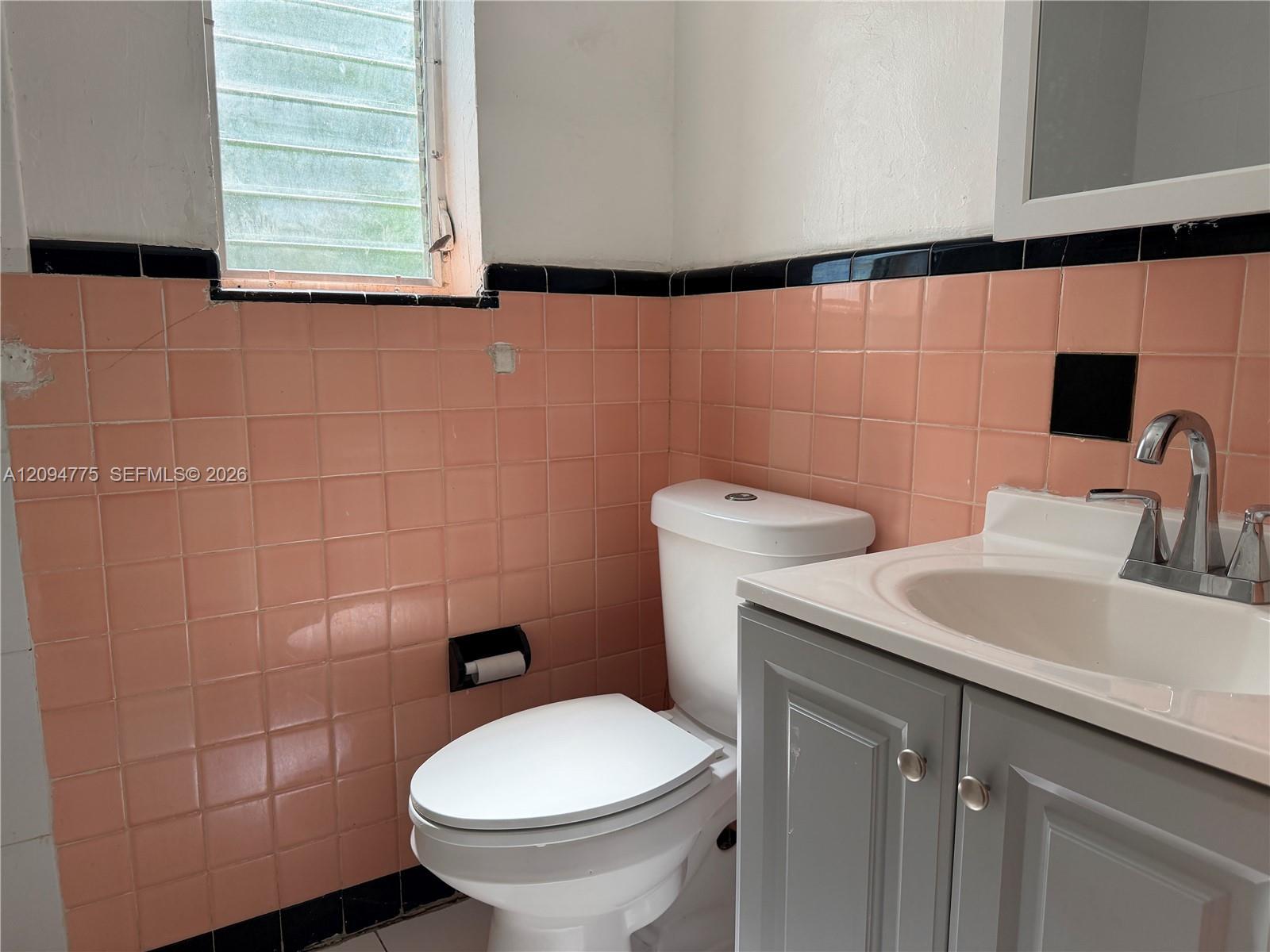 738 15th St # B2, Miami Beach FL 33139 photo 5