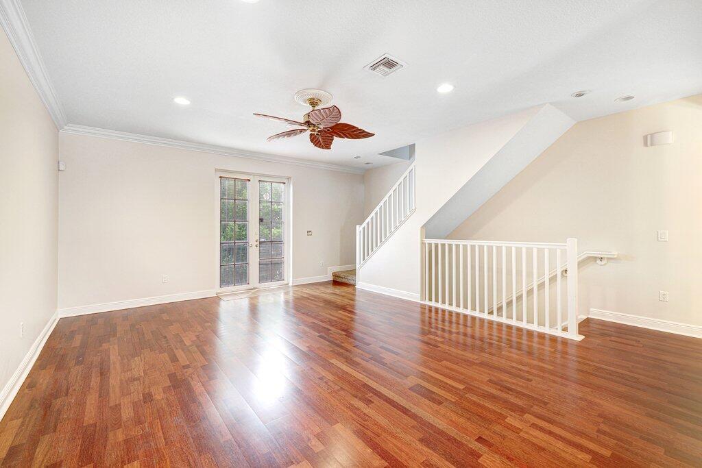 2502 N DIXIE Highway # 39, FL 33460 photo 3
