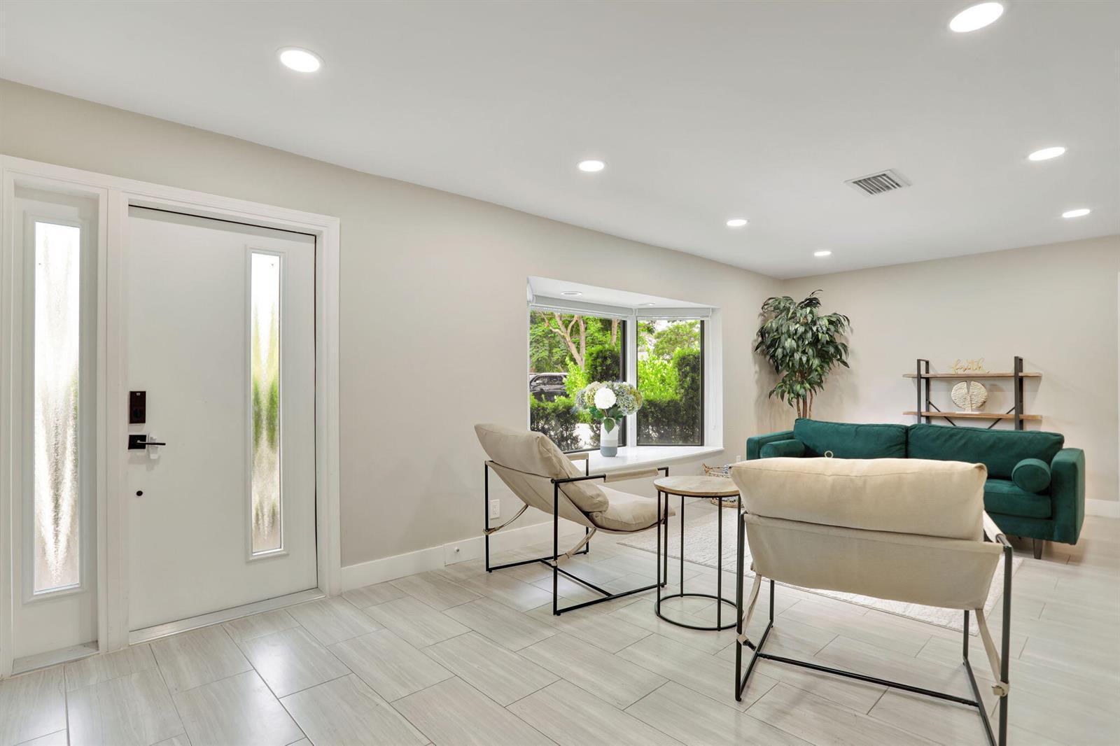 1035 NW 5TH Avenue, Boca Raton FL 33432 photo 2