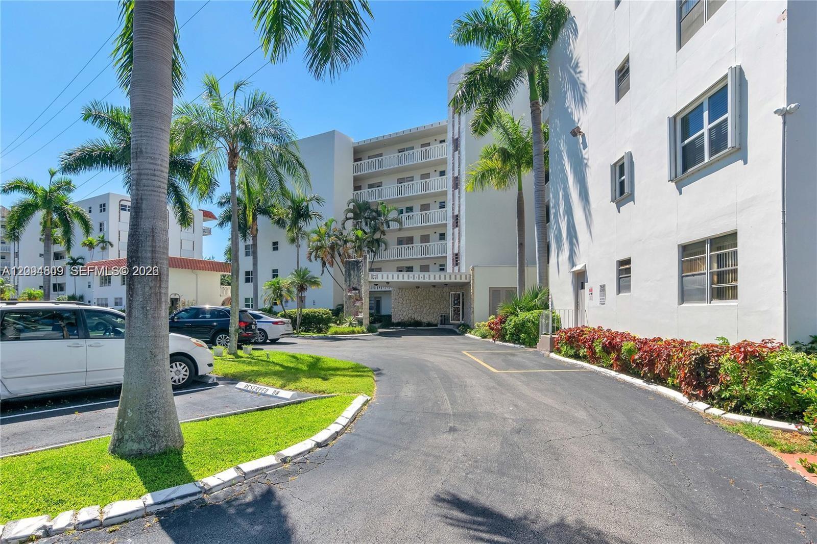 3181 S Ocean Dr # 108, Hallandale Beach FL 33009