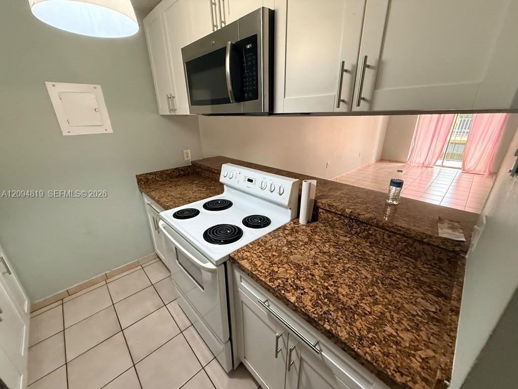 1285 W 26th Pl # 205, Hialeah FL 33010 photo 4