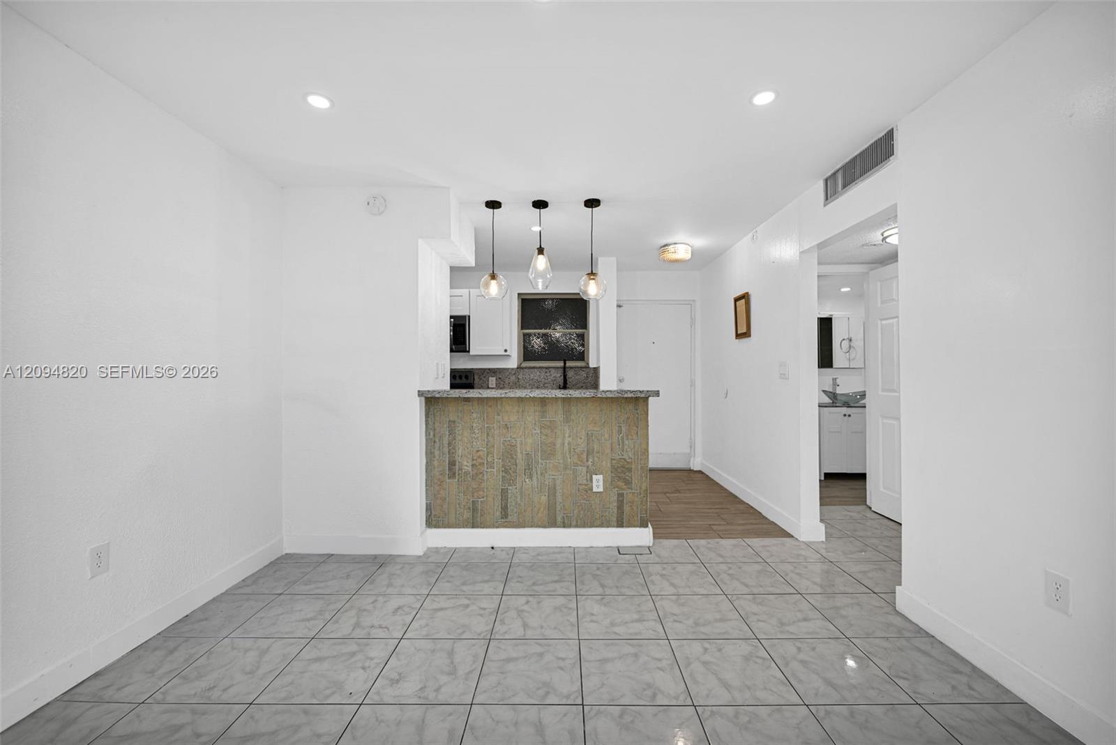13101 Memorial Hwy # 104, North Miami FL 33161 photo 4