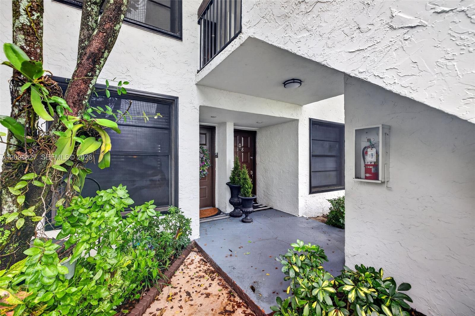 204 Lake Pointe Dr # 107, Oakland Park FL 33309 photo 4