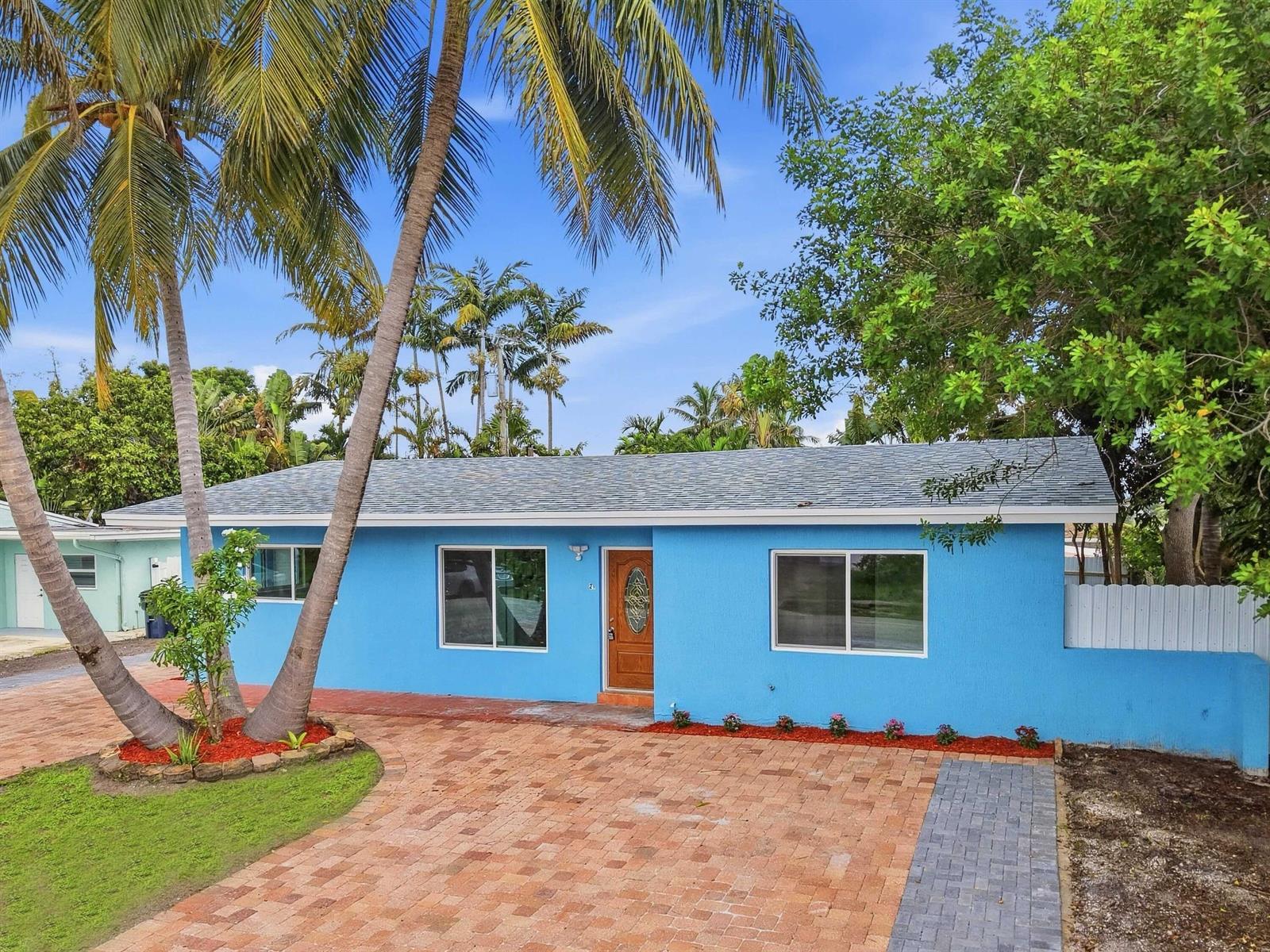 1421 Crest Drive, Lake Worth FL 33461 photo 4