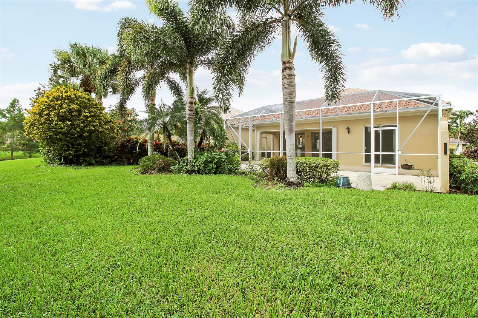 4718 Dovehill Drive, Palm Beach Gardens FL 33418 photo 4