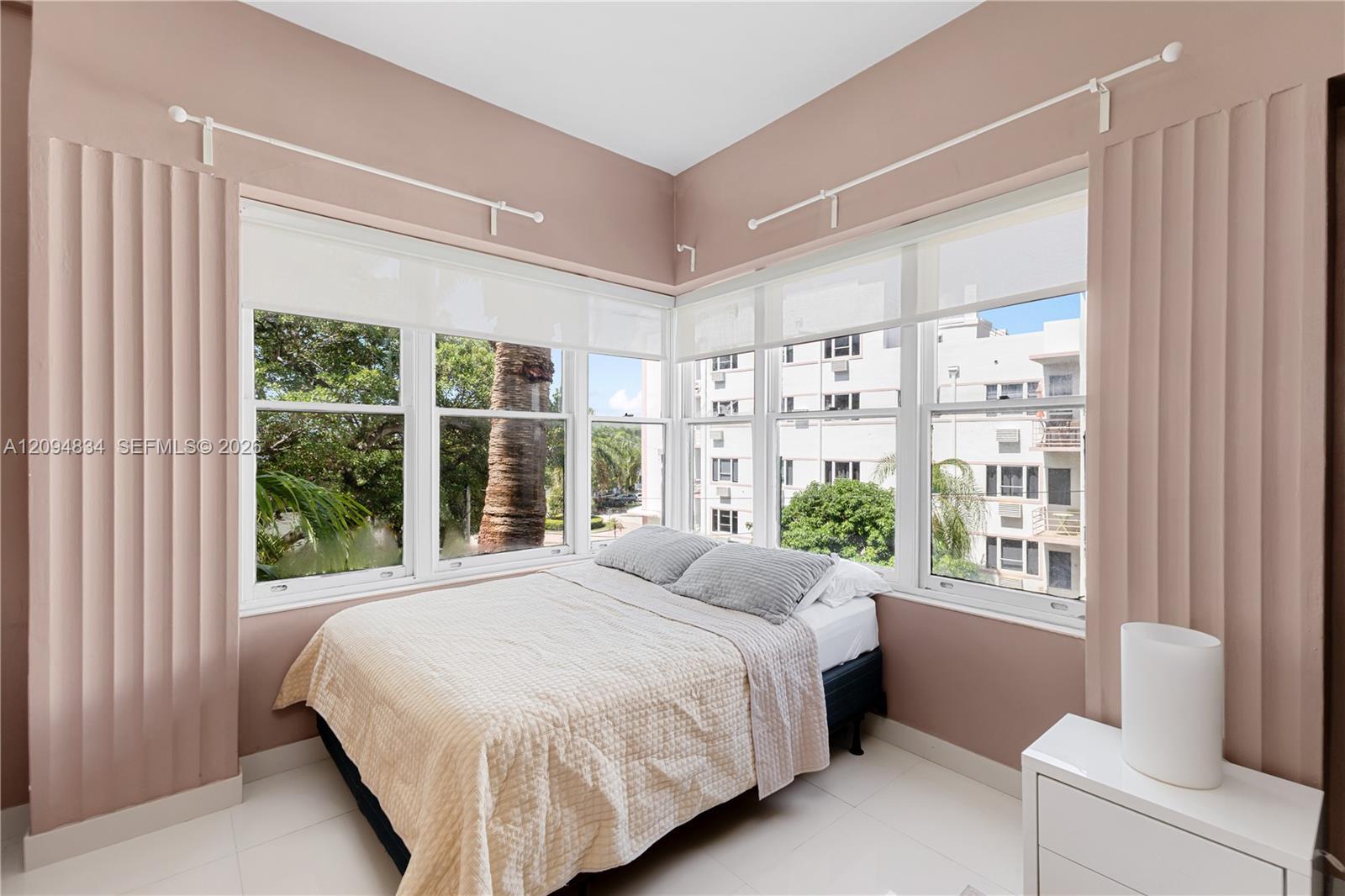 2421 Lake Pancoast Dr # 3B, Miami Beach FL 33140 photo 4