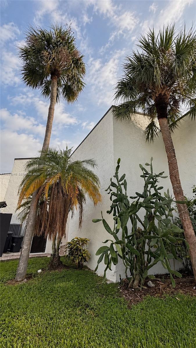 9195 Fontainebleau Blvd # 4, Miami FL 33172 photo 3