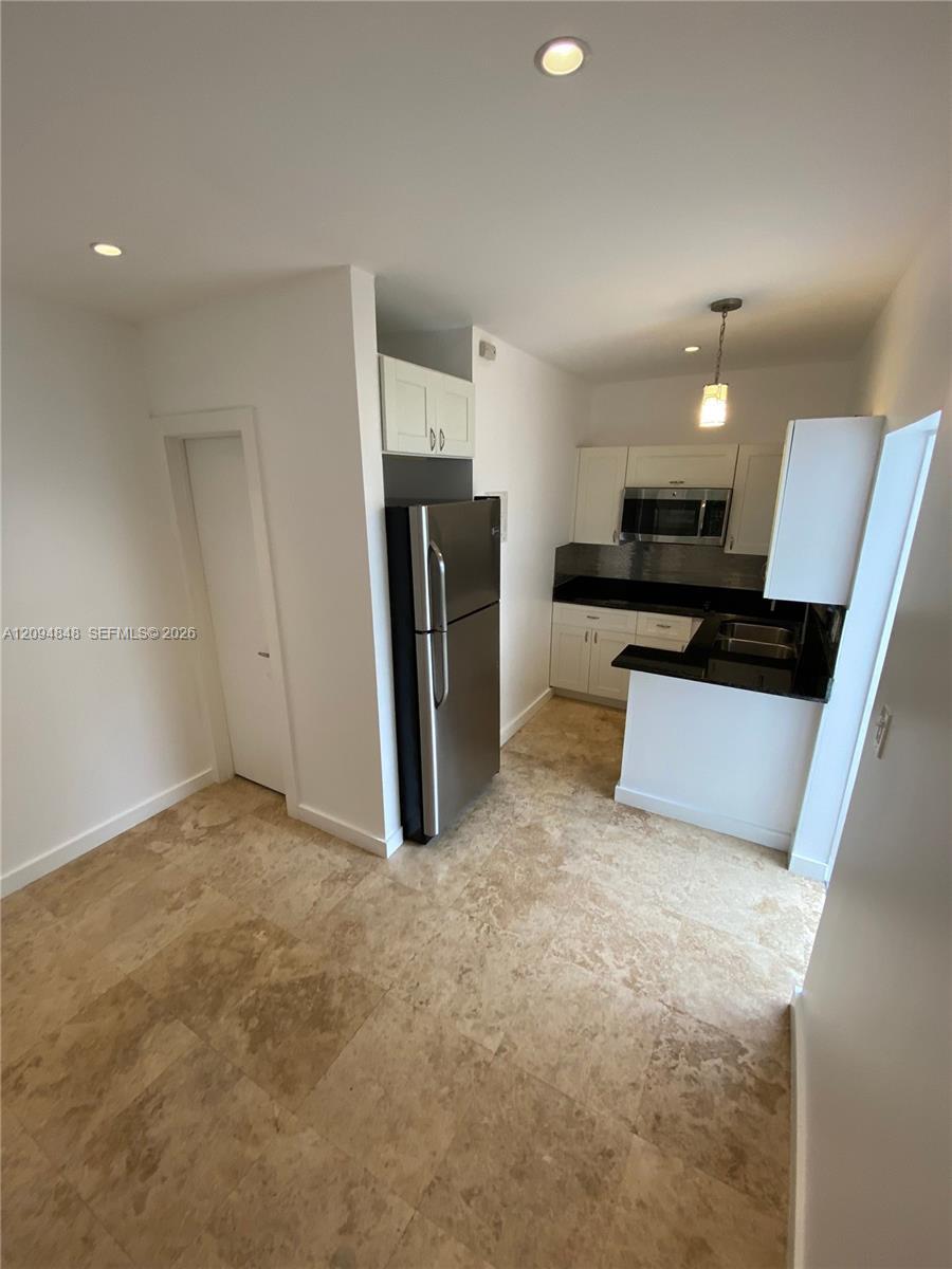 905 SE 2nd Ct, Fort Lauderdale FL 33301 photo 5