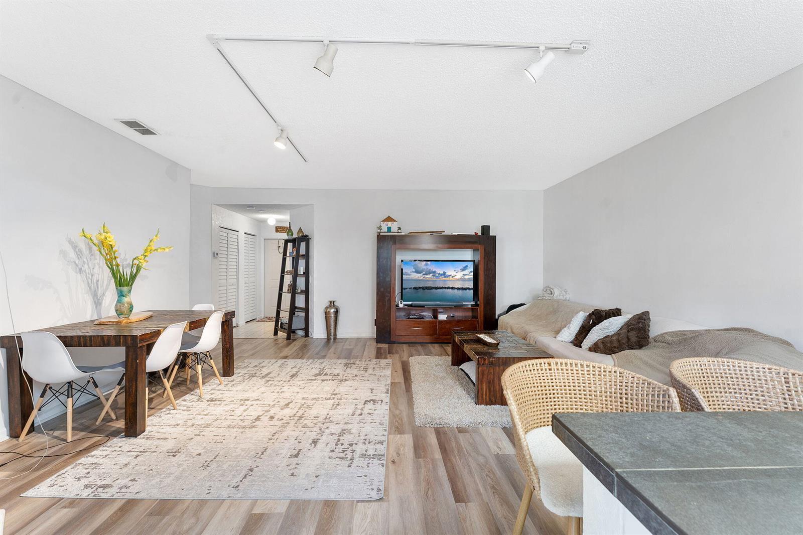6595 VIA REGINA, Boca Raton FL 33433 photo 3