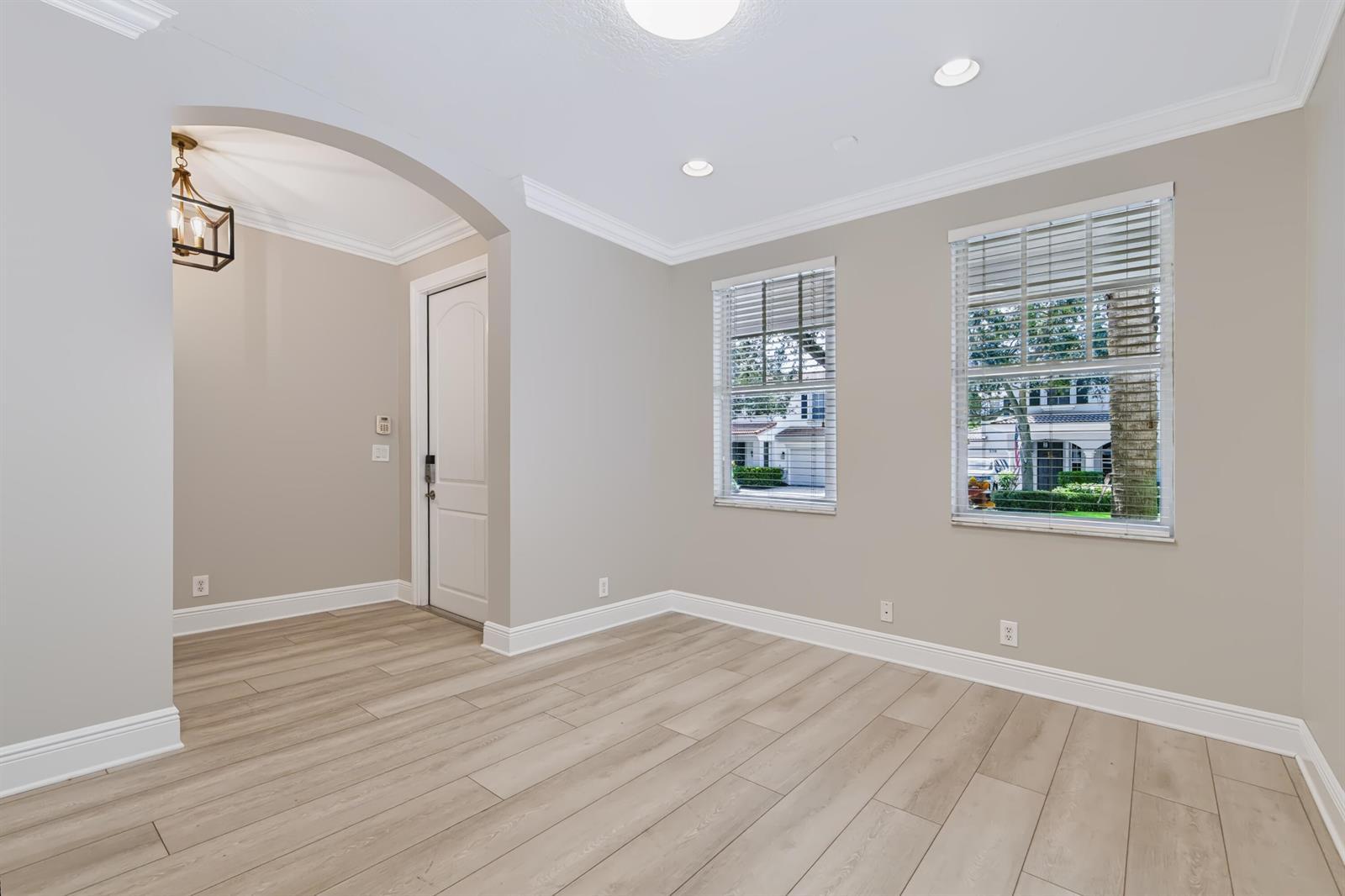 379 Columbus Street, Palm Beach Gardens FL 33410 photo 4