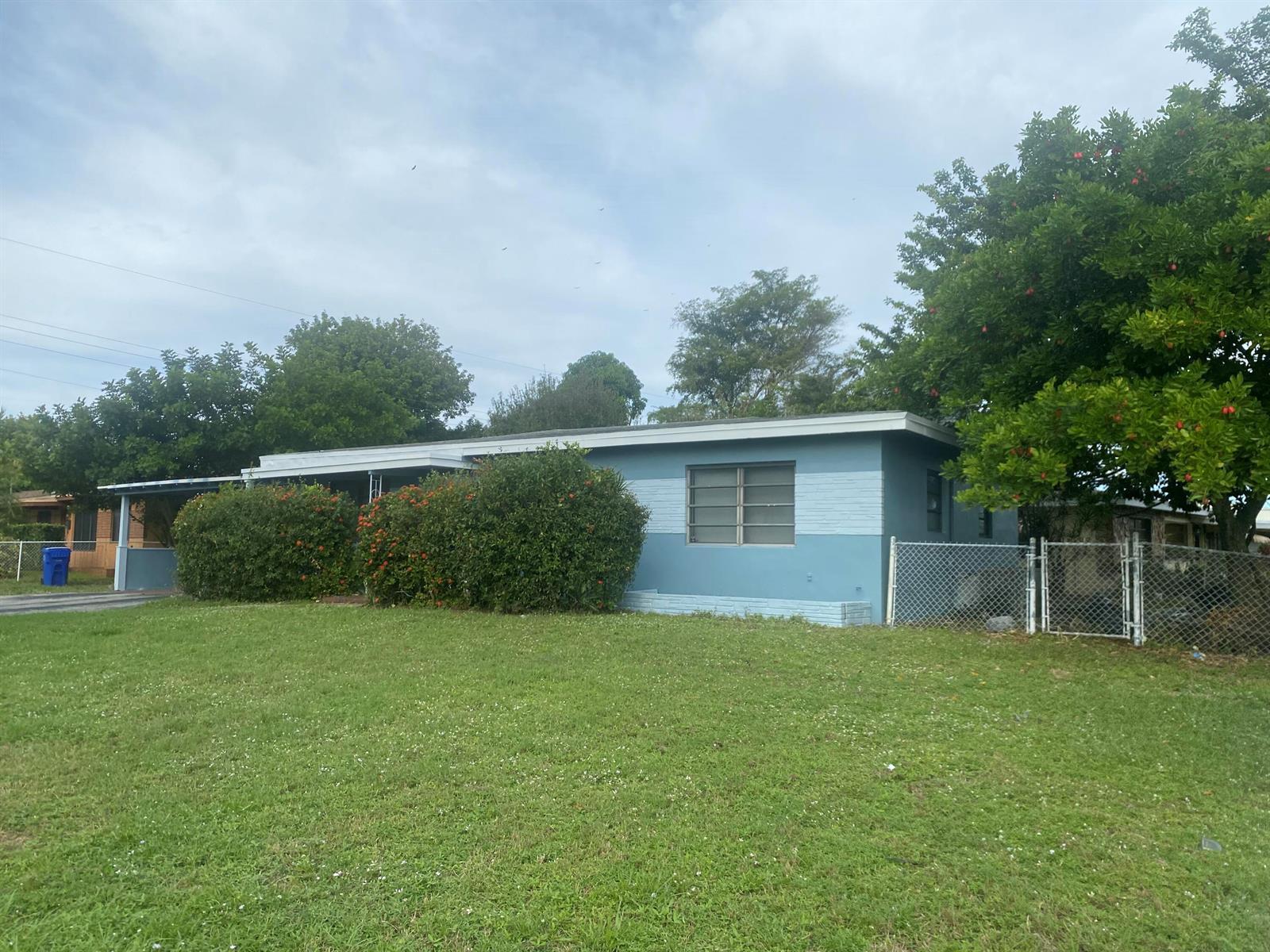 3015 SW 2ND Street, Fort Lauderdale FL 33312 photo 2