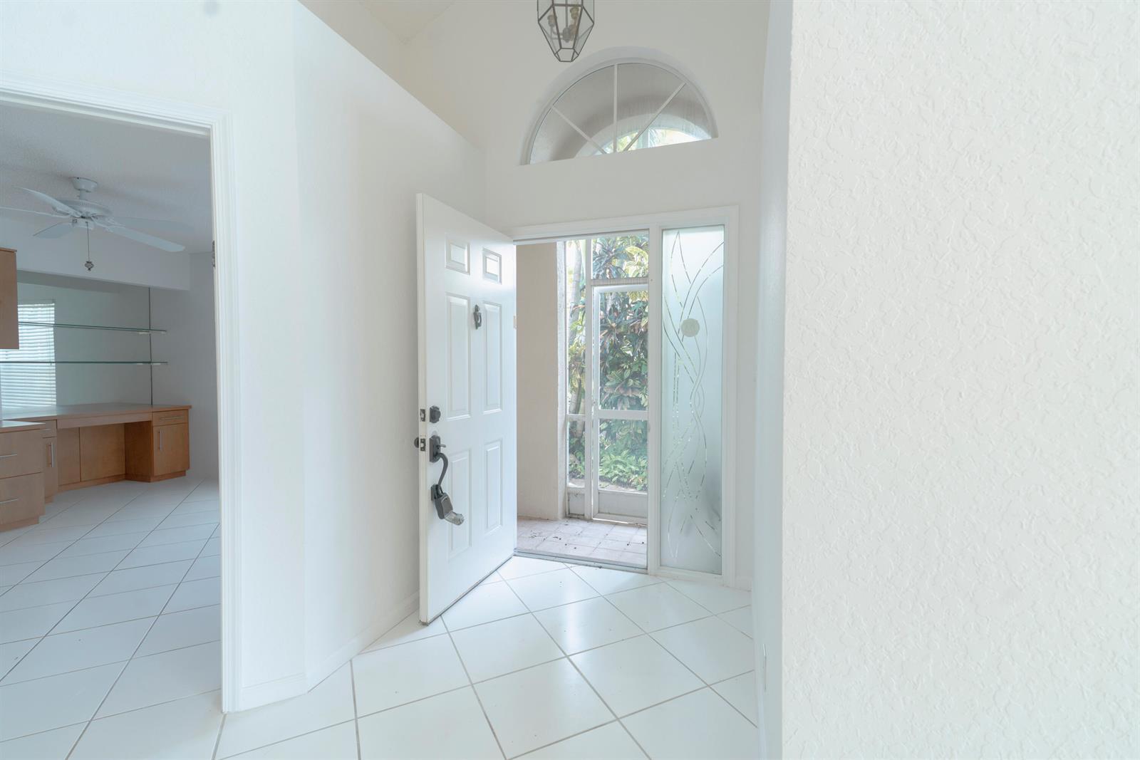 6113 GREENSPOINTE Drive # 10, Boynton Beach FL 33437 photo 3