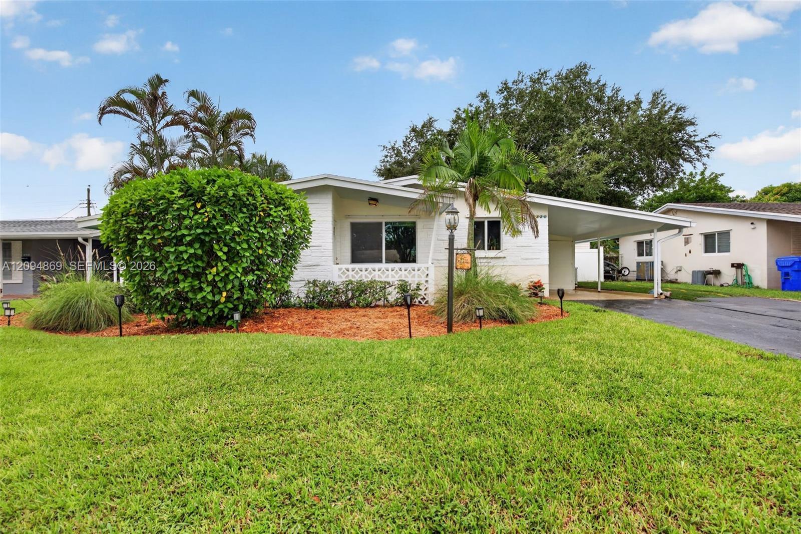6520 Coolidge St, Hollywood FL 33024 photo 2