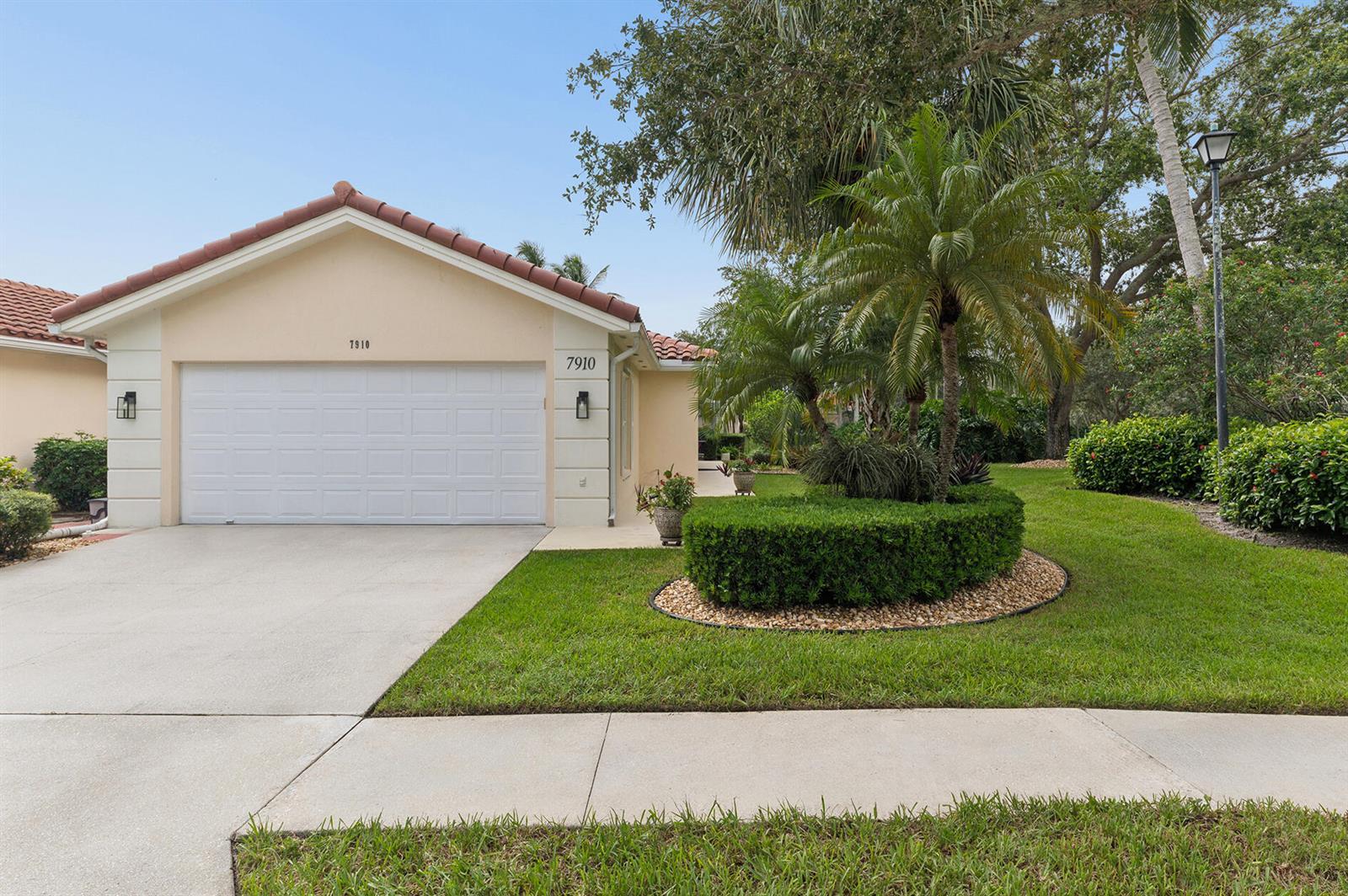 7910 Pine Island Way, West Palm Beach FL 33411