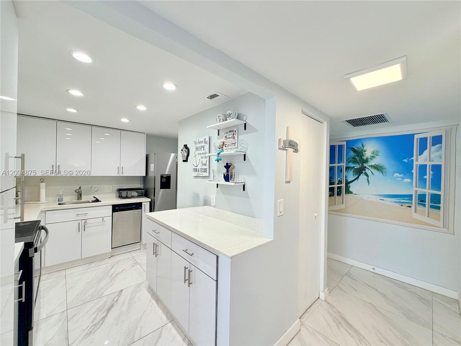 2201 S Ocean Dr # 605, Hollywood FL 33019 photo 2