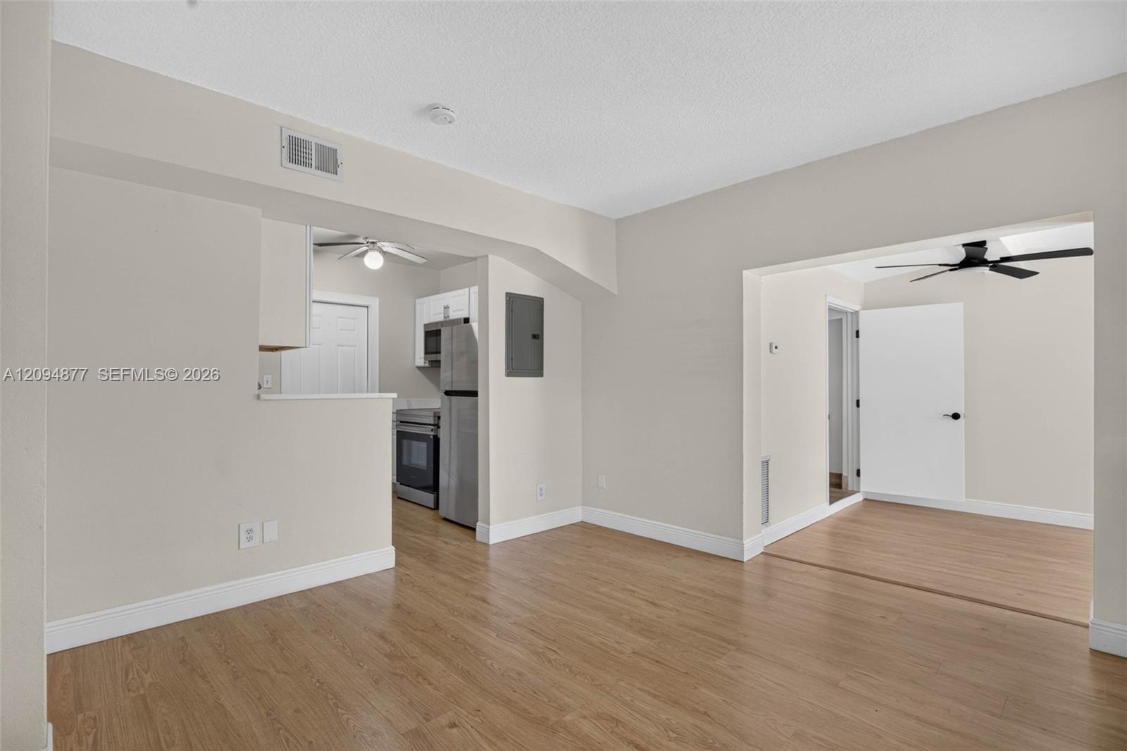 5197 NE 14th Ave, Pompano Beach FL 33064 photo 4
