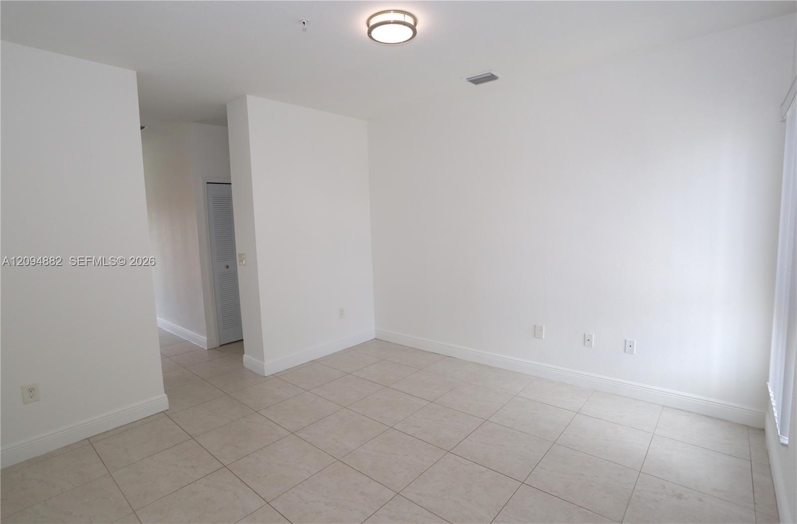 6171 NW 182nd Ln # 205, Hialeah FL 33015 photo 2