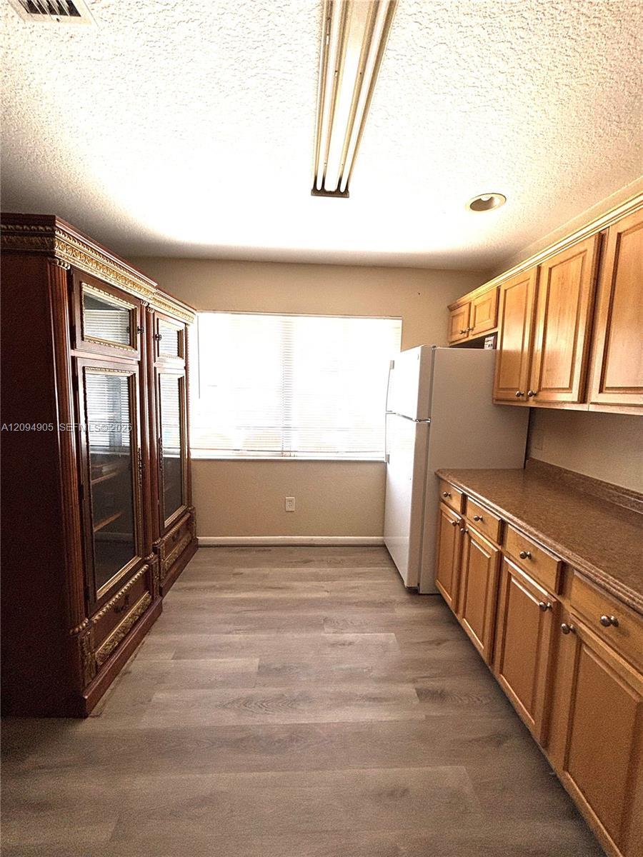 219 W Dixie Hwy # B, Dania Beach FL 33004 photo 3