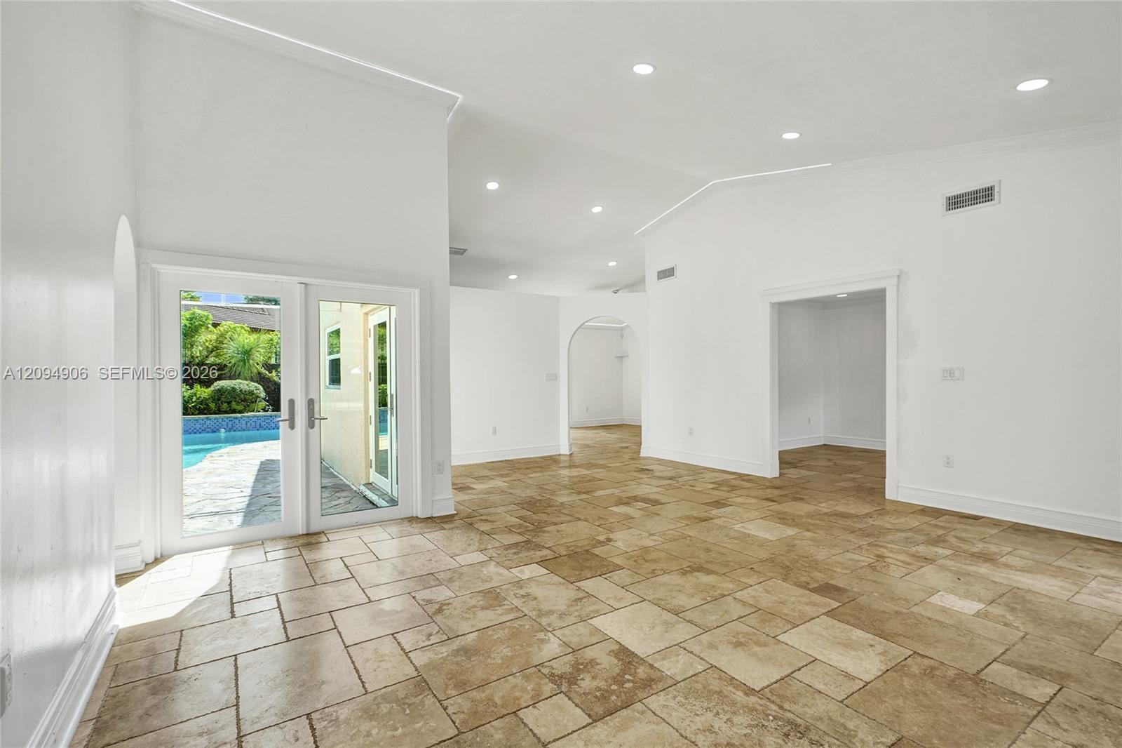 6121 SW 113th Ct, Miami FL 33173 photo 4