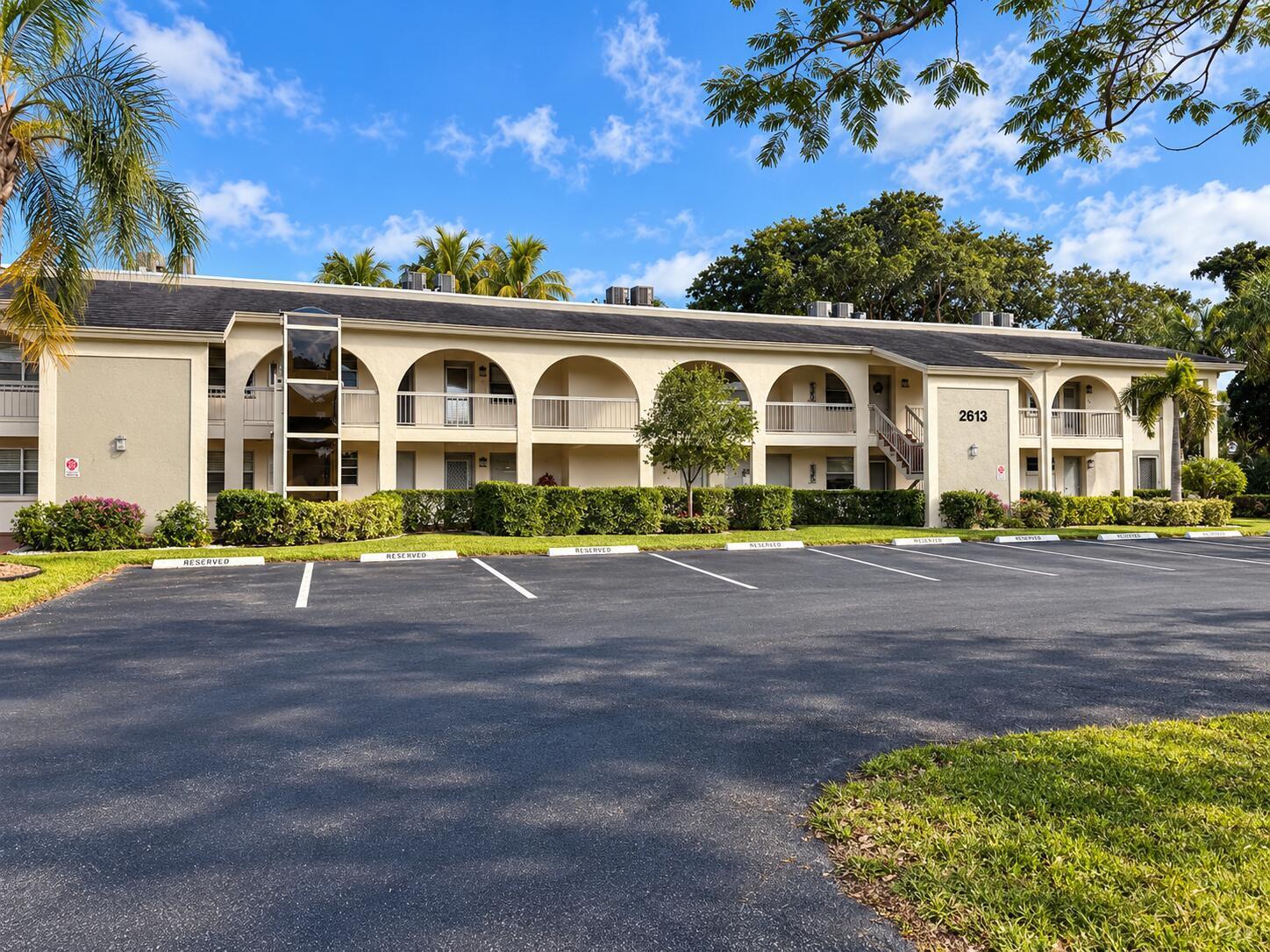 2613 Nassau Bend # D2, Coconut Creek FL 33066 photo 2