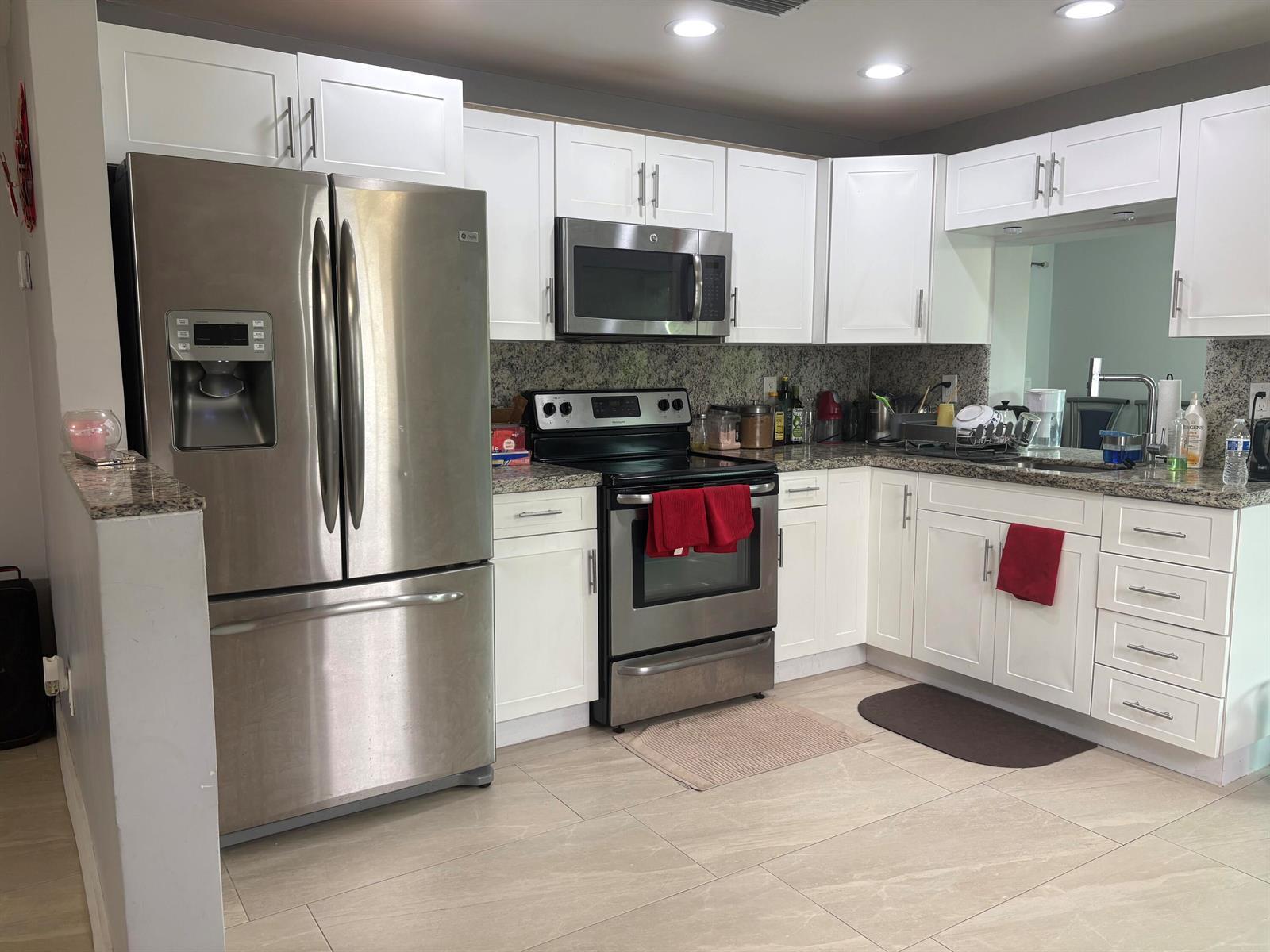 6810 NW 26TH Street, Sunrise FL 33313
