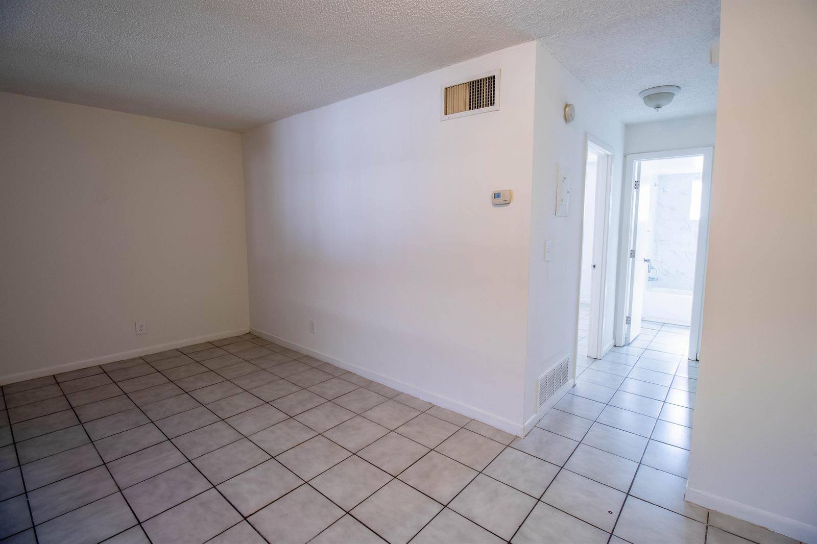 1727 LIBERTY Street # 4, Hollywood FL 33020 photo 3