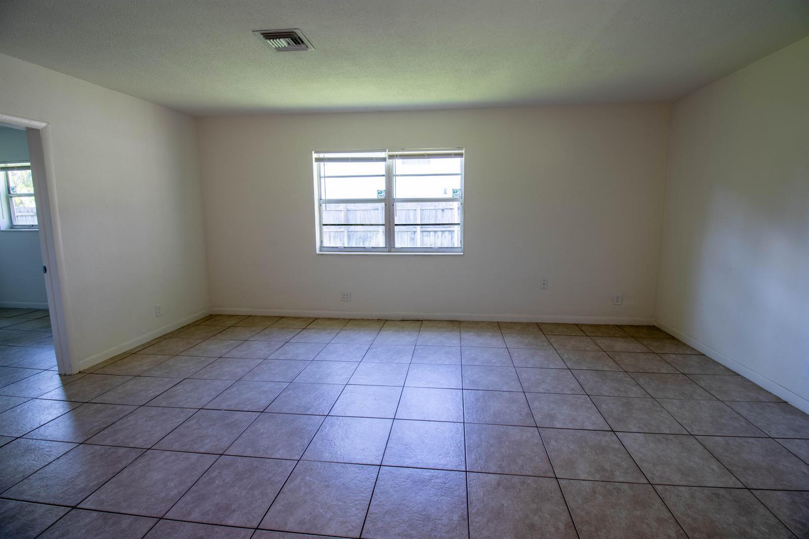 835 SW 4TH Street # 4, Fort Lauderdale FL 33312 photo 4