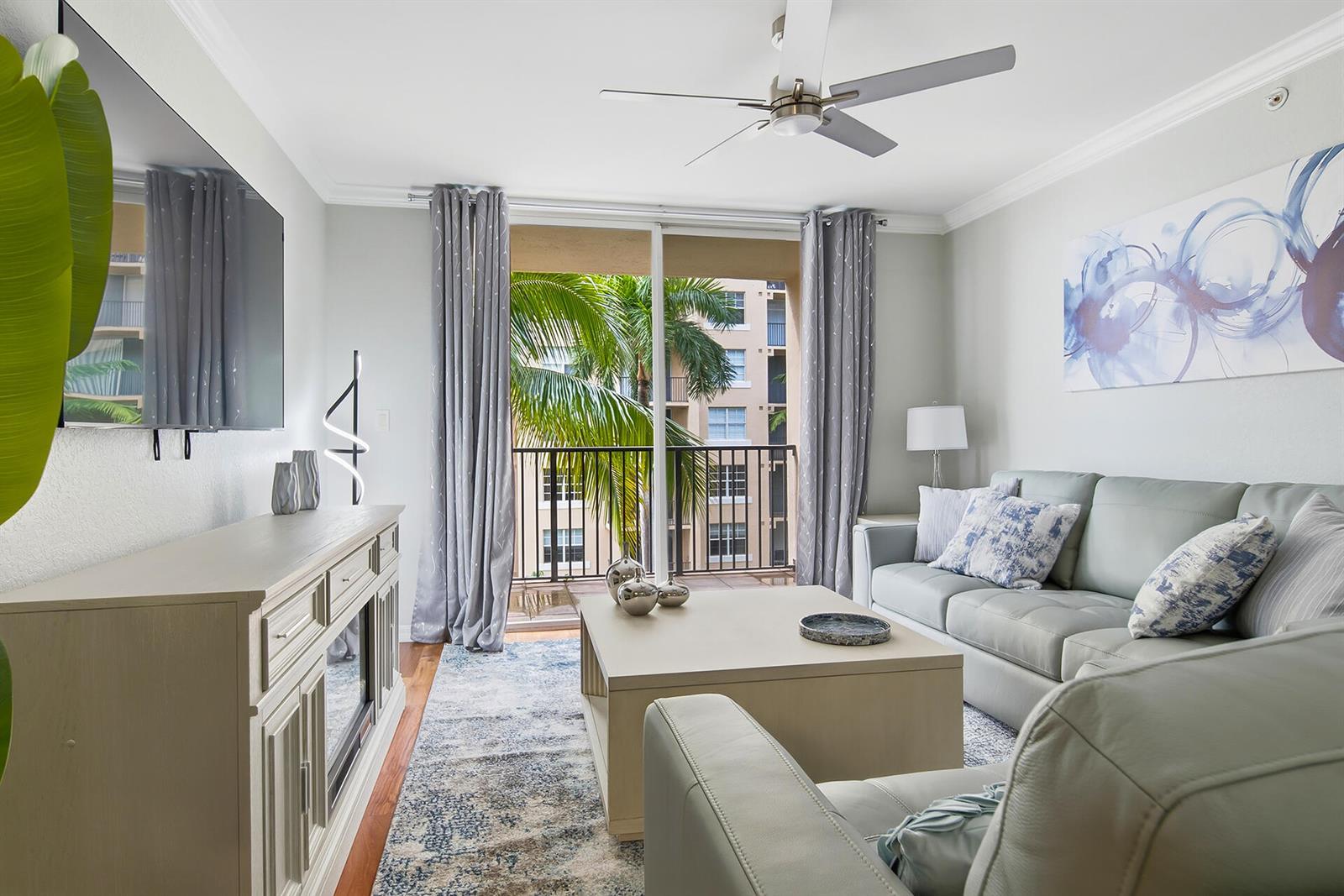 1801 N FLAGLER Drive # 435, West Palm Beach FL 33407