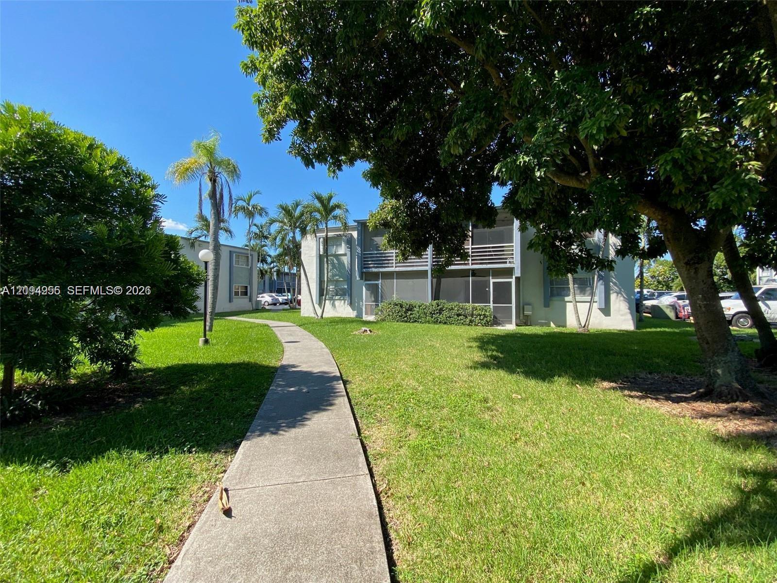8758 SW 12th St # 208, Miami FL 33174 photo 2