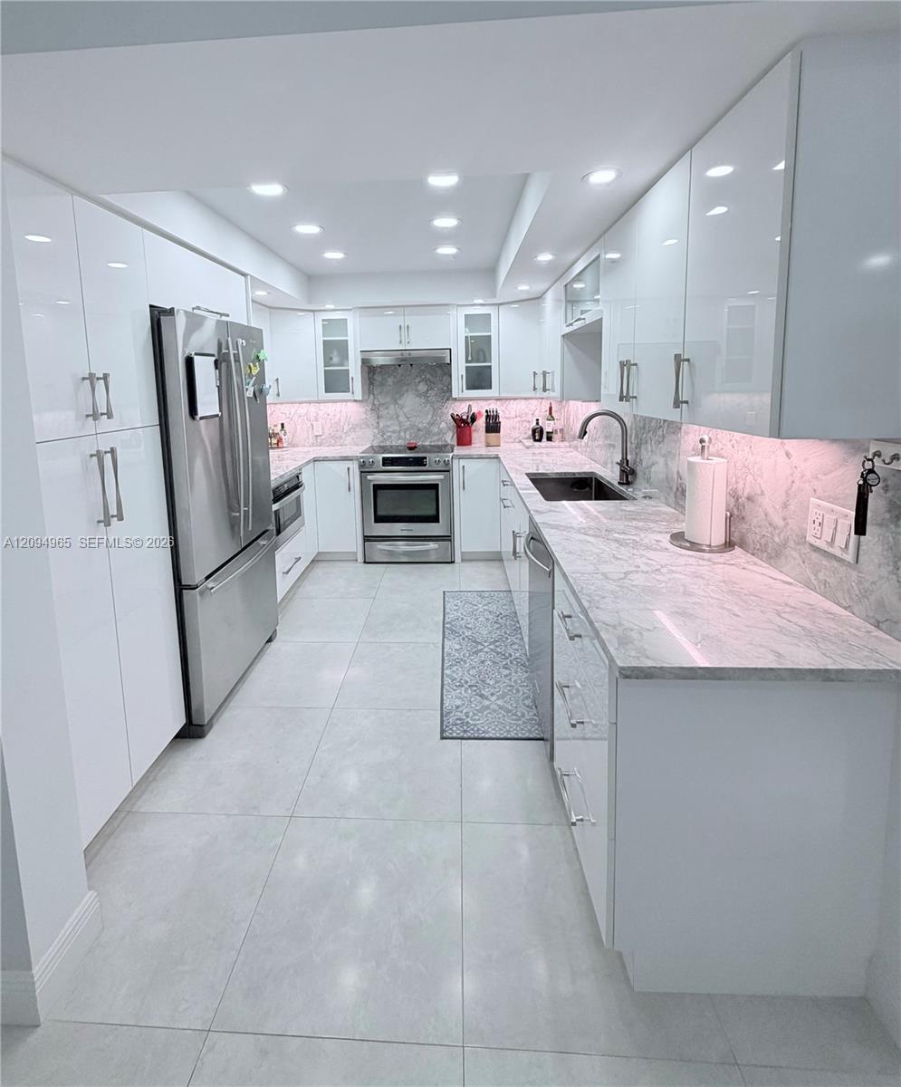 531 N Ocean Blvd # 404, Pompano Beach FL 33062 photo 3