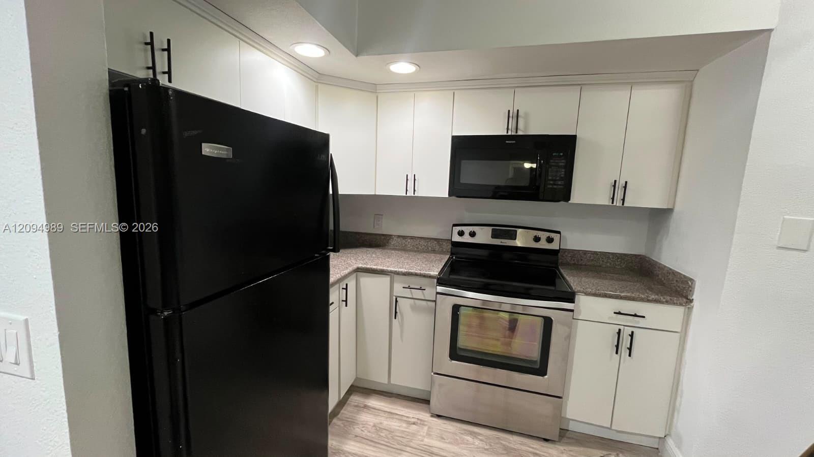 701 Vista Isles Dr # 1624, Sunrise FL 33325