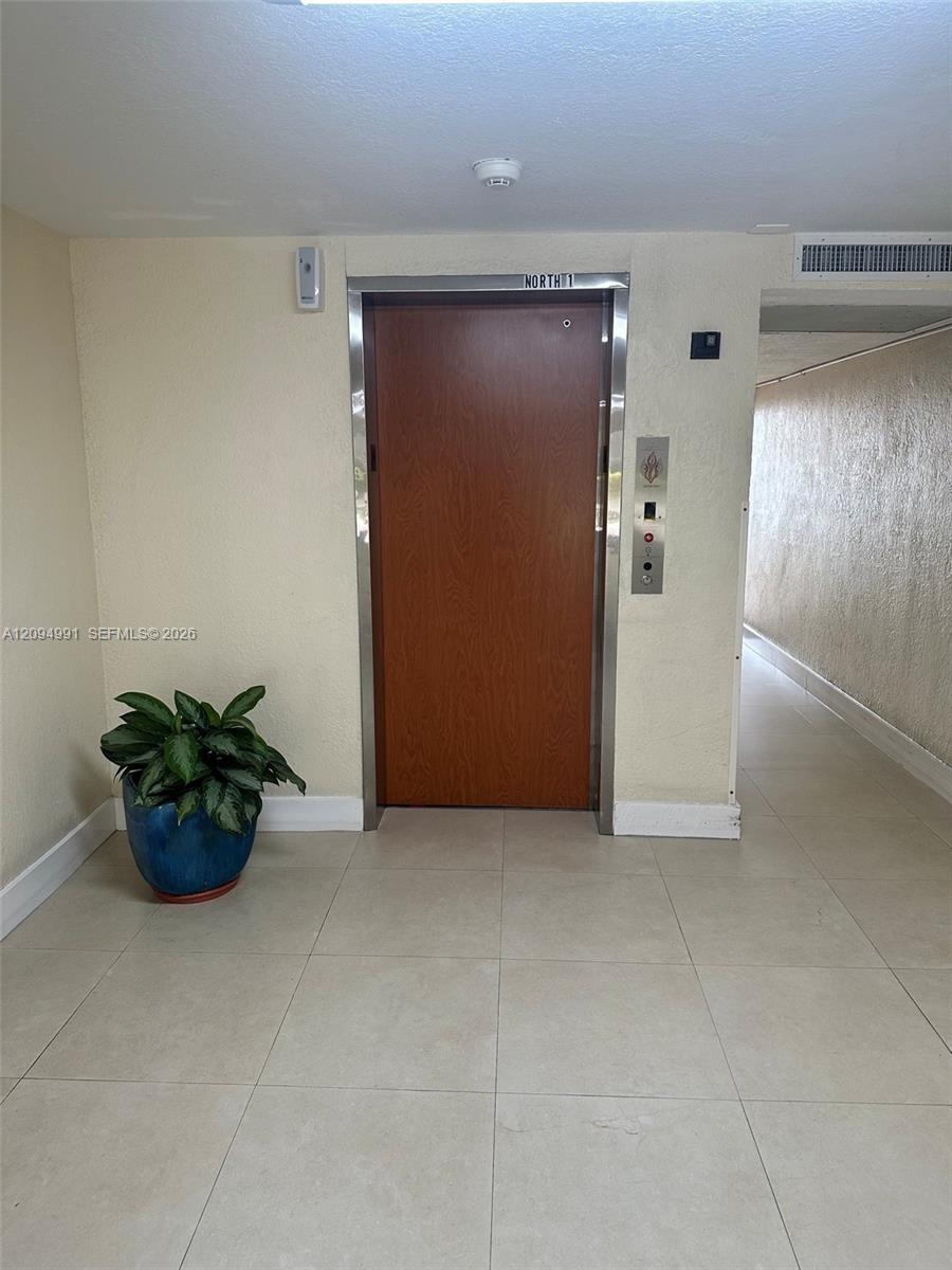 9360 Fontainebleau Blvd # 410, Miami FL 33172 photo 5