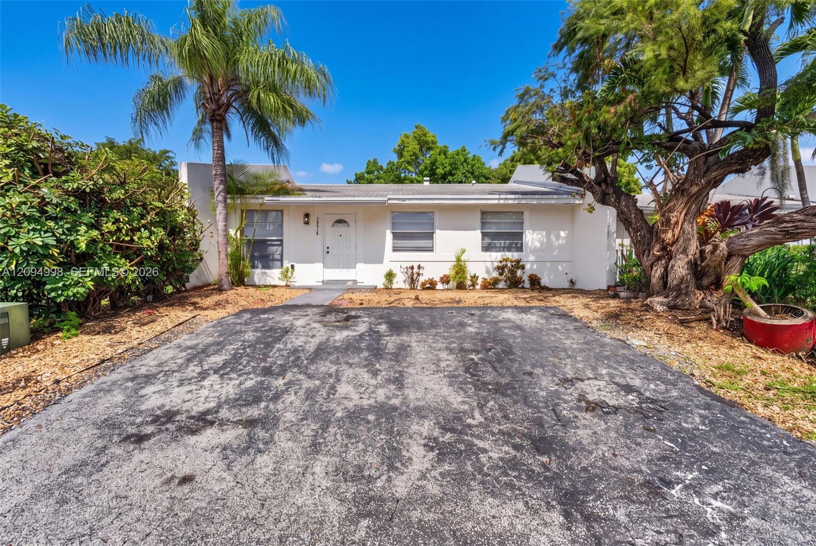 20816 SW 103rd Pl, Cutler Bay FL 33189
