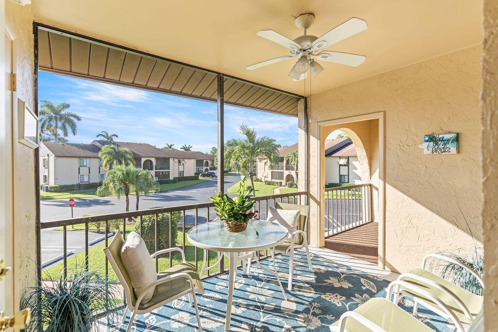 236 PINE HOV Circle # 2, FL 33463 photo 2