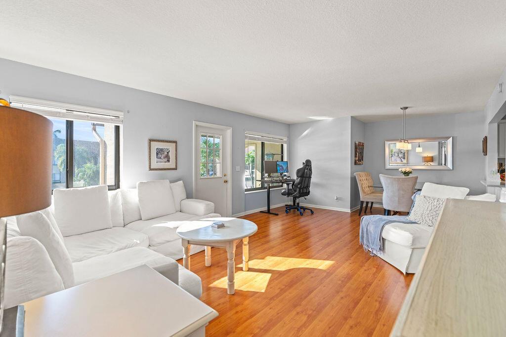 236 PINE HOV Circle # 2, FL 33463 photo 5