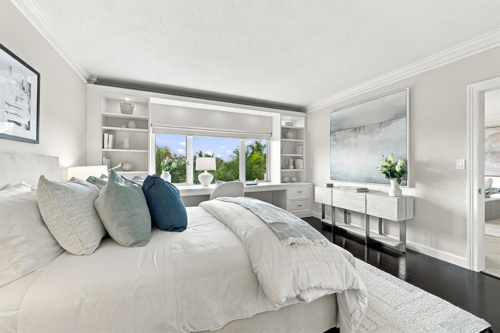250 Bradley Place # 504, Palm Beach FL 33480 photo 3