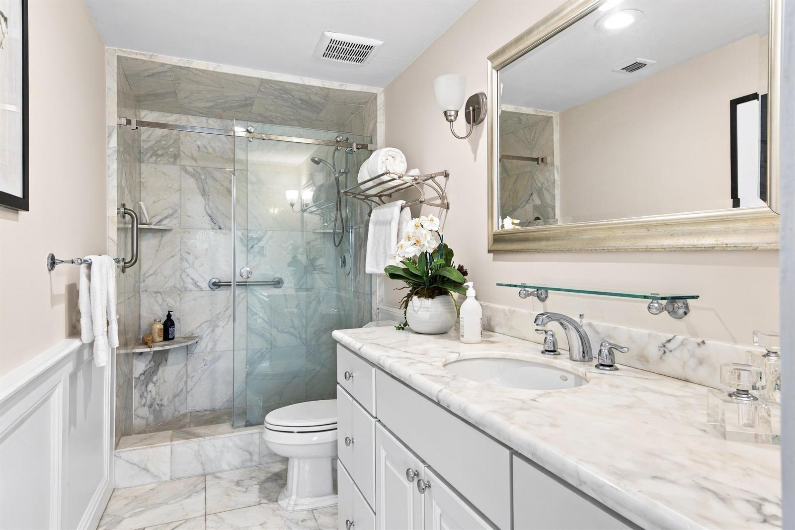 250 Bradley Place # 504, Palm Beach FL 33480 photo 5