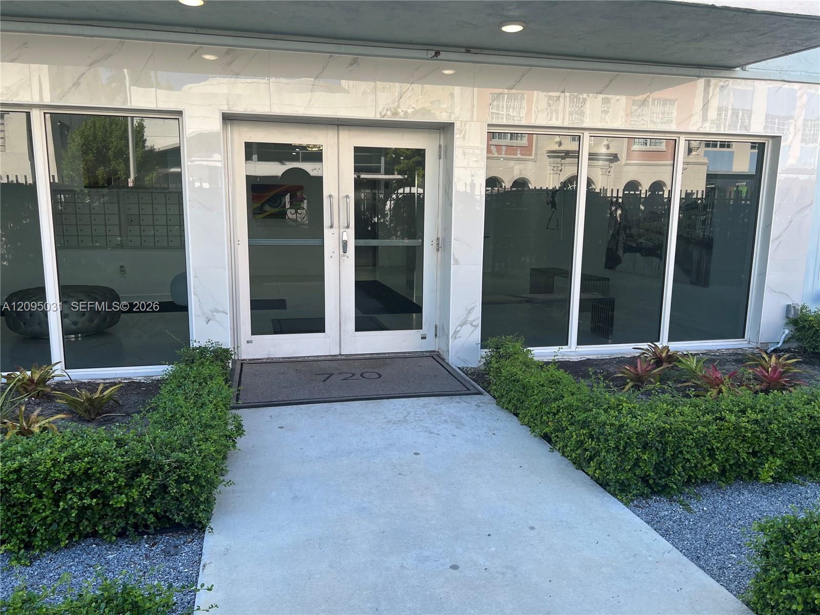 720 Collins Ave # 509, Miami Beach FL 33139 photo 2