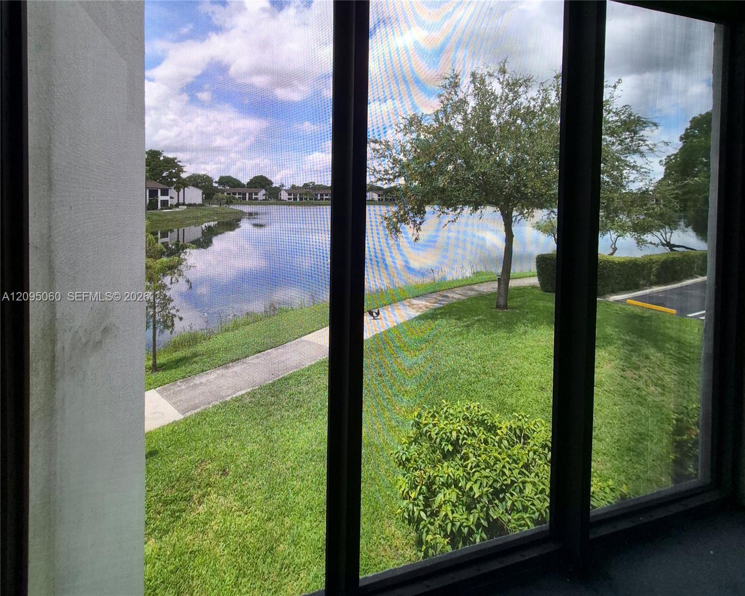 210 Lake Pointe Dr # 210, Oakland Park FL 33309