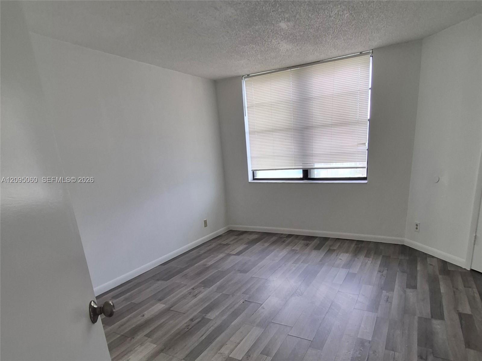 210 Lake Pointe Dr # 210, Oakland Park FL 33309 photo 4